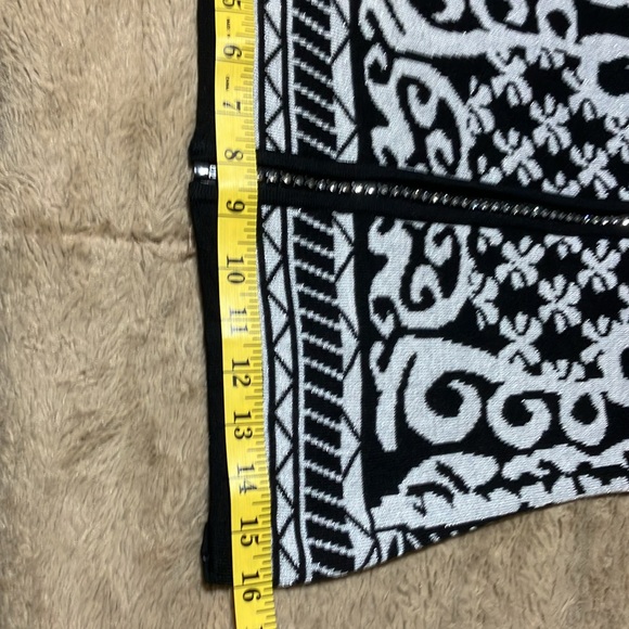 Belldini sweater. Size small full zipper with crystals - Picture 9 of 9